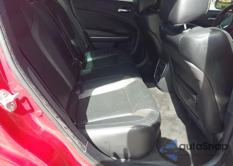 2016 Dodge Charger Sxt z USA, uszkodzony, nr VIN 2C3CDXHG2GH132909